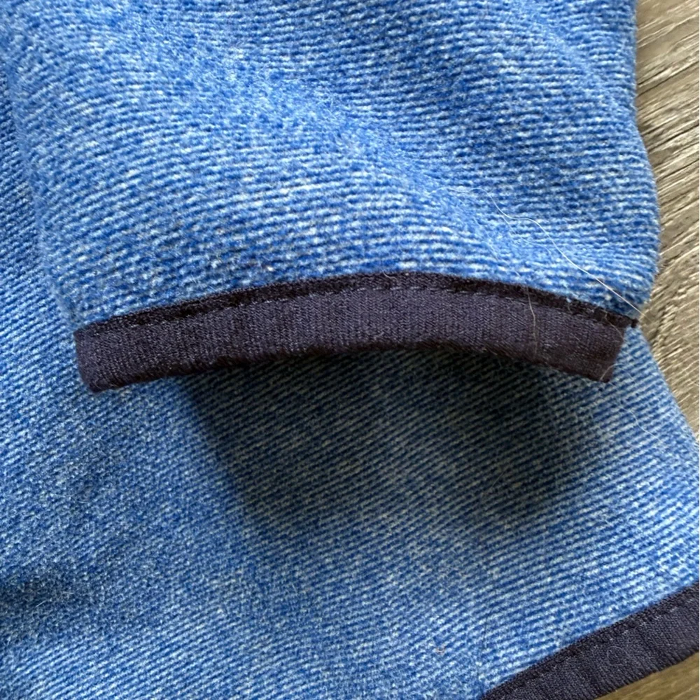 Under Armour UA Boys Size M 9/10 Heathered Blue Performance Pullover Sweatshirt - Picture 6 of 7